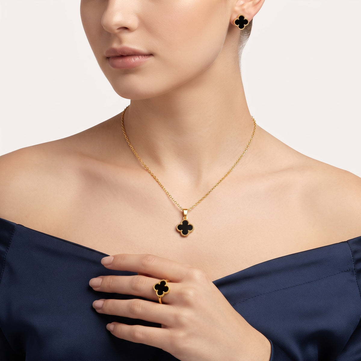 Luxury Black Clover Gold Jewellery Set | NoorPosh.pk