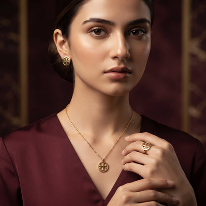 Anti-Tarnish Gold Circular Monogram 4-Piece Jewellery Set – noorposh.pk
