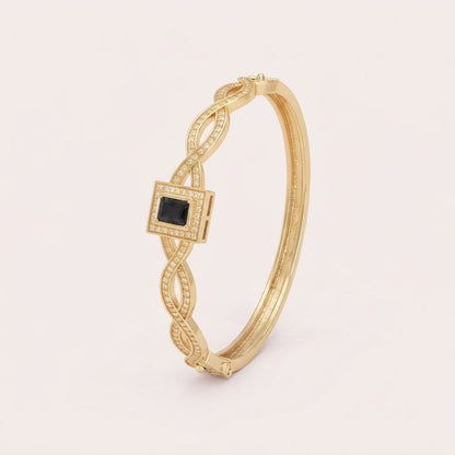 noorPosh.pk Elegant Black Stone Gold Plated Intertwined Bracelet